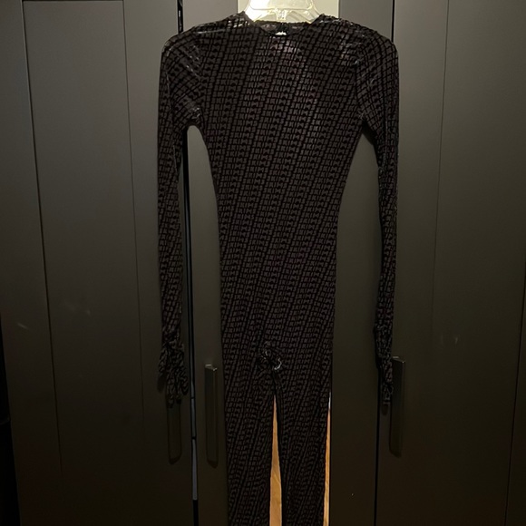 SKIMS Other - Skims Velvet Stirrup Onesie-Soot